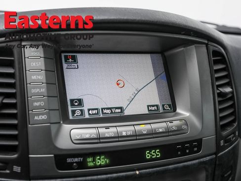 Used 2005 Toyota Land Cruiser AWD/4WD image 18