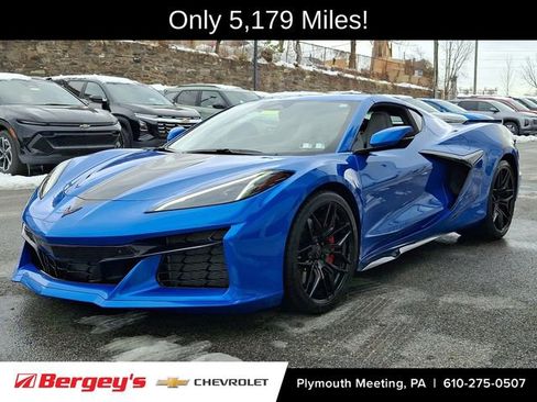 Used 2025 Chevrolet Corvette Z06 image 1