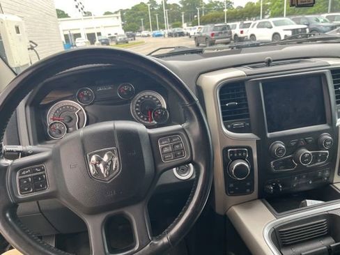 Used 2018 RAM 1500 Big Horn AWD/4WD image 4
