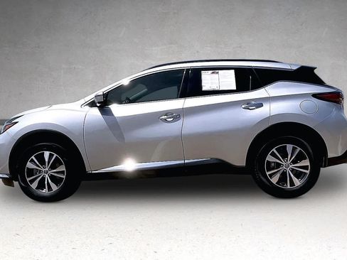 Used 2023 Nissan Murano SV AWD/4WD image 3