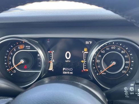 Used 2021 Jeep Wrangler Unlimited Sport image 32