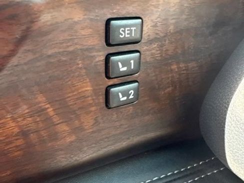 Used 2024 Subaru Ascent Touring AWD/4WD image 21