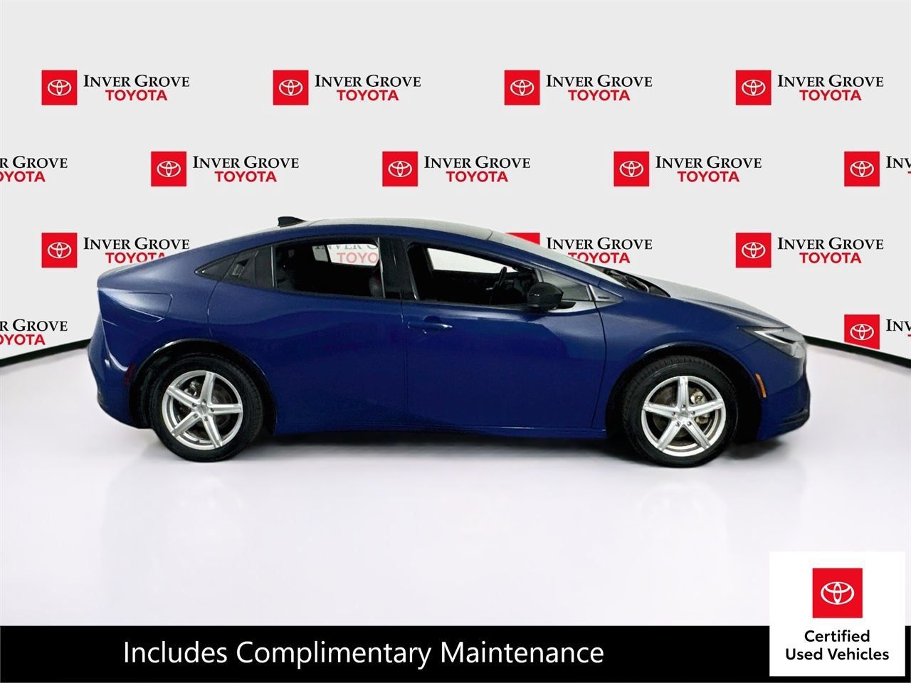 Used 2024 Toyota Prius Prime FWD image 4