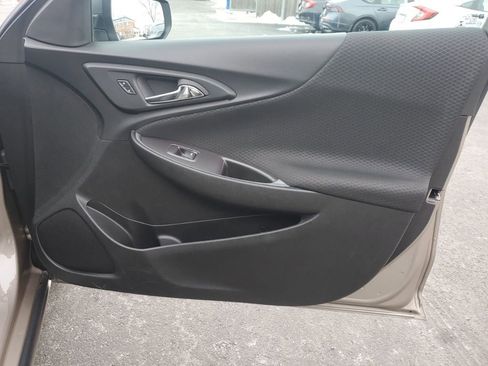 Used 2023 Chevrolet Malibu LS image 30