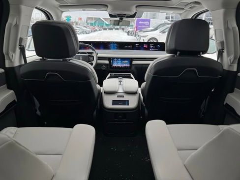 New 2025 Lincoln Navigator Reserve image 26