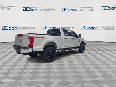 Used 2019 Ford F250 XLT w/ XLT Value Package image 8