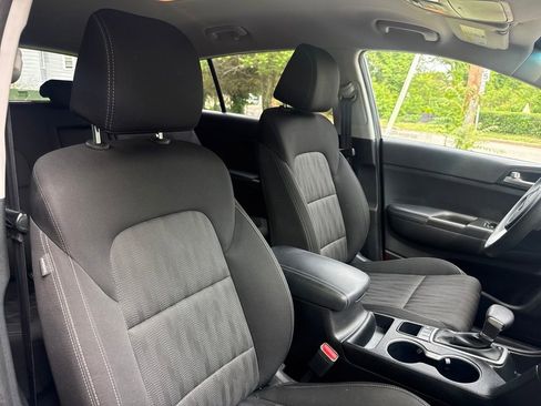 Used 2022 Kia Sportage LX AWD/4WD image 34