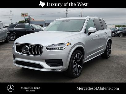 Used 2022 Volvo XC90 T6 Momentum