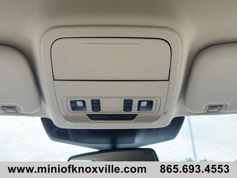 Used 2023 Ford Explorer XLT w/ Equipment Group 202A AWD/4WD image 29
