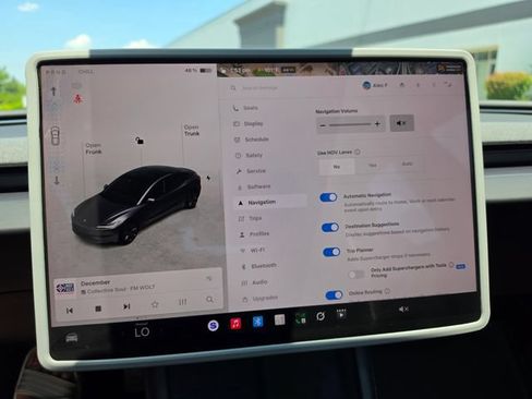 Used 2025 Tesla Model 3 Long Range RWD image 54