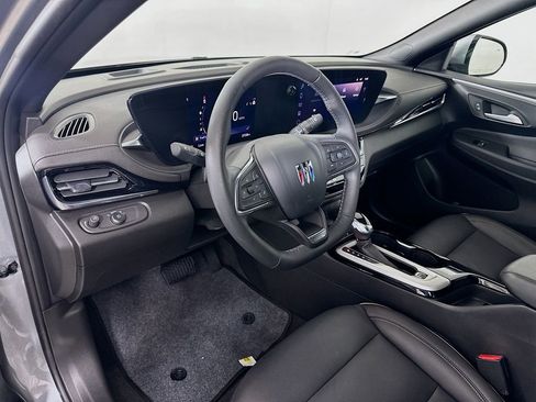 Used 2024 Buick Envista Avenir FWD image 9