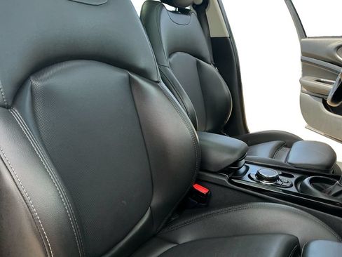Used 2019 MINI Cooper Clubman S AWD/4WD image 18