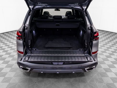 Used 2026 BMW X5 xDrive40i AWD/4WD image 33