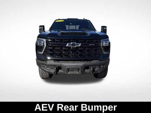 Used 2025 Chevrolet Silverado 2500 ZR2 w/ ZR2 Bison Edition AWD/4WD image 9