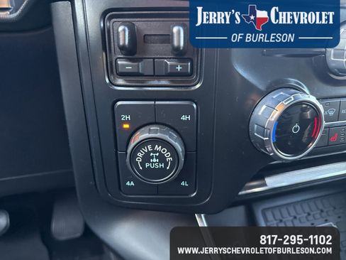 Used 2025 Ford F150 Raptor image 16