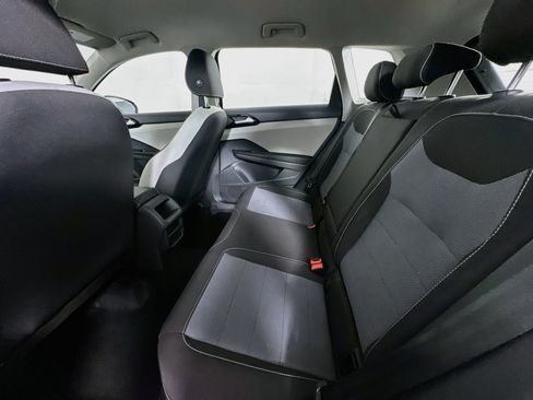 Used 2025 Volkswagen Taos S FWD image 26