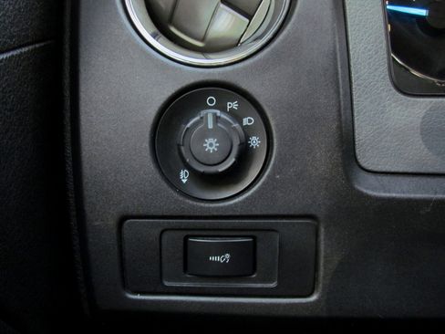 Used 2013 Ford F150 XLT image 28