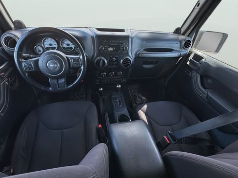 Used 2014 Jeep Wrangler Unlimited Sport w/ Power Convenience Group AWD/4WD image 32