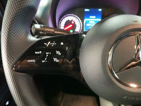 Used 2025 Mercedes-Benz Sprinter 2500 image 12