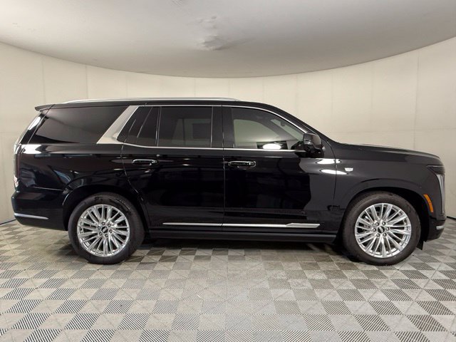 Used 2026 Cadillac Escalade Luxury w/ Touring Package AWD/4WD image 9