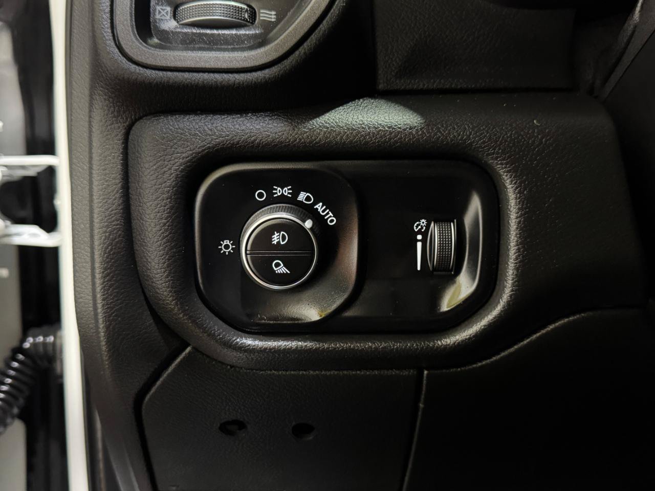 Used 2022 RAM 2500 Tradesman AWD/4WD image 26