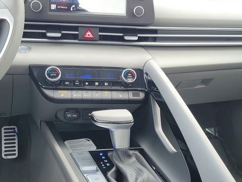 New 2026 Hyundai Elantra SEL Sport Premium image 11