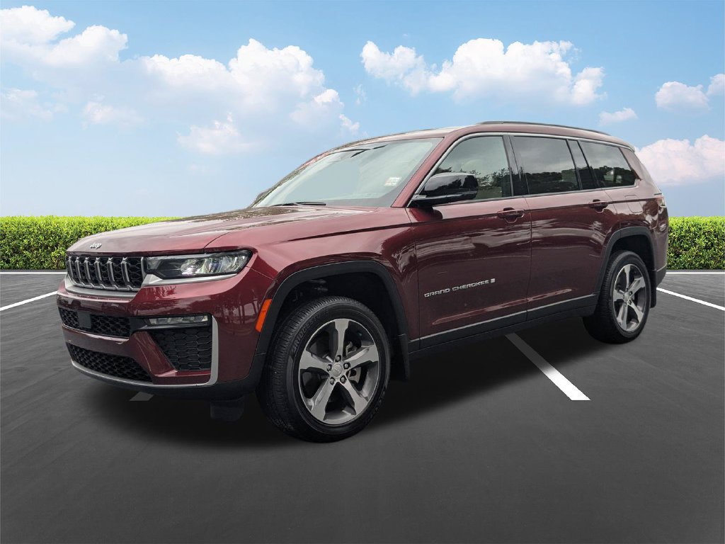 Used 2026 Jeep Grand Cherokee L Limited w/ Trailer Tow Package RWD image 9
