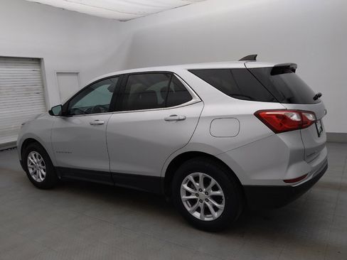 Used 2020 Chevrolet Equinox LT w/ Driver Convenience Package image 3