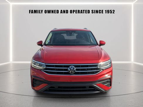 Used 2023 Volkswagen Tiguan SE FWD image 6