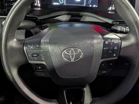 Used 2025 Toyota Camry LE FWD image 13