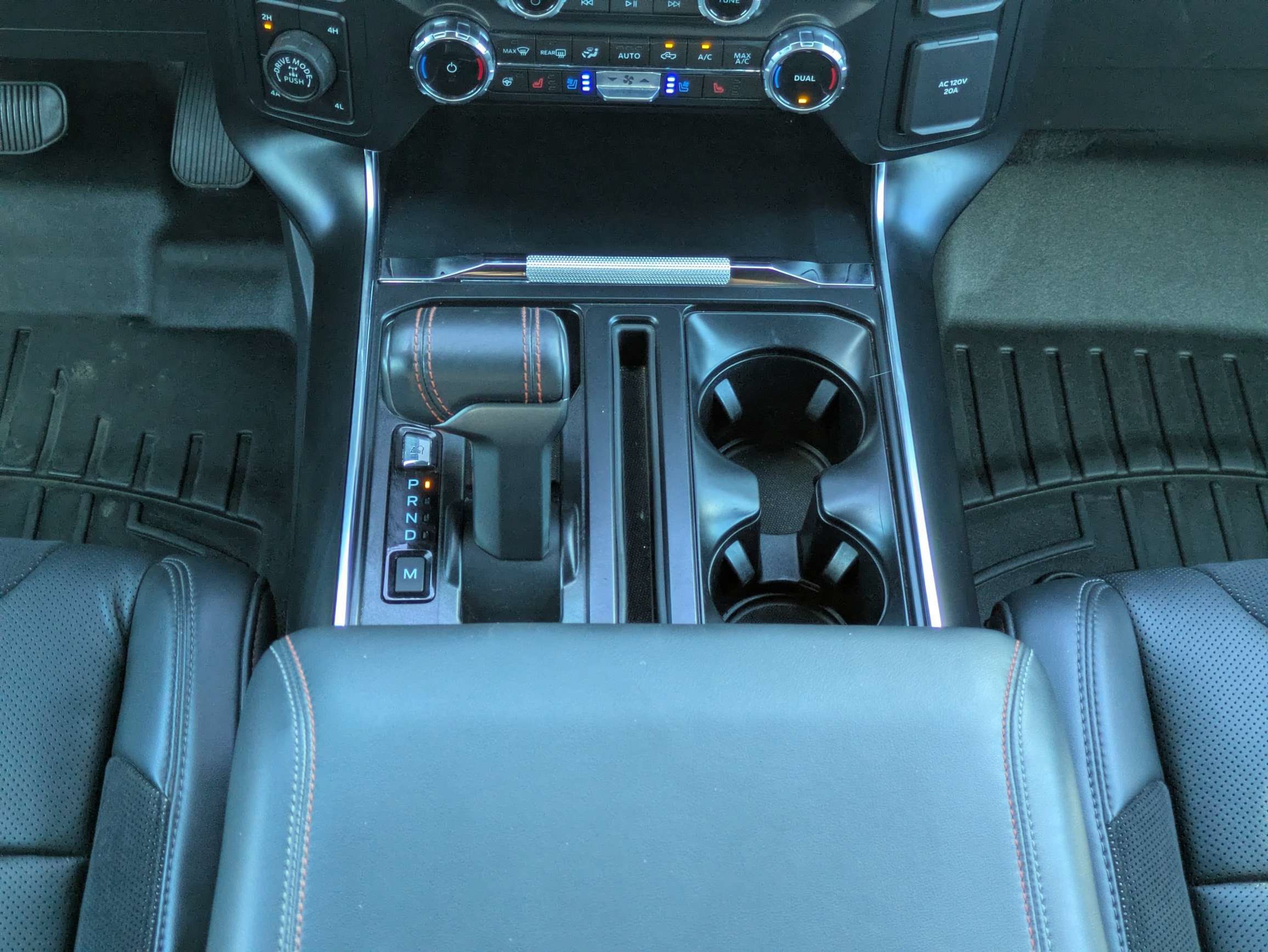 Used 2025 Ford F150 Raptor AWD/4WD image 16