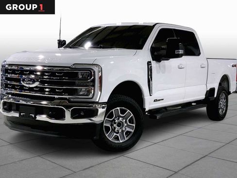 Used 2024 Ford F250 Lariat image 1