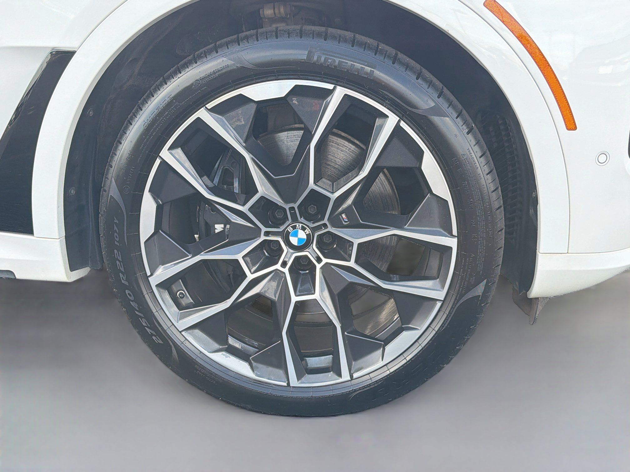 Used 2025 BMW X7 M60i w/ Executive Package AWD/4WD image 35