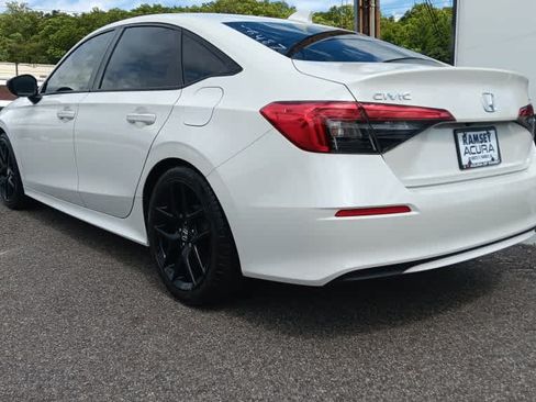 Used 2024 Honda Civic Sport image 3