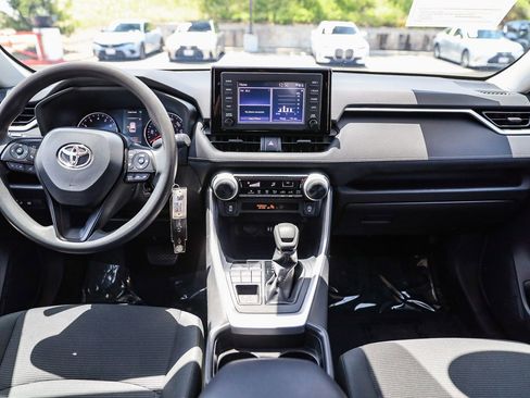 Certified 2019 Toyota RAV4 LE AWD/4WD image 12