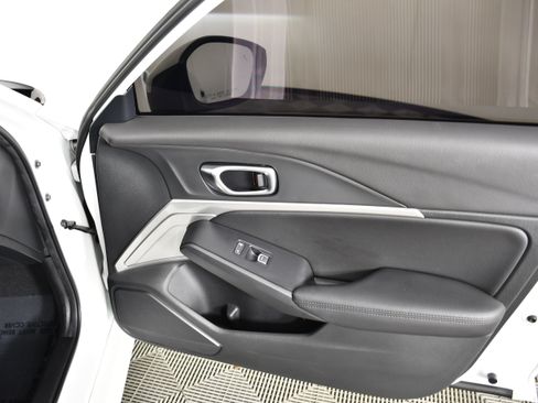 Certified 2024 Acura Integra FWD image 39
