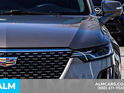 Used 2022 Cadillac XT6 Luxury image 14