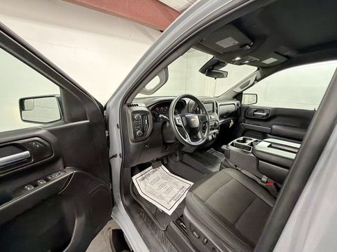 Used 2025 Chevrolet Silverado 1500 Custom AWD/4WD image 10