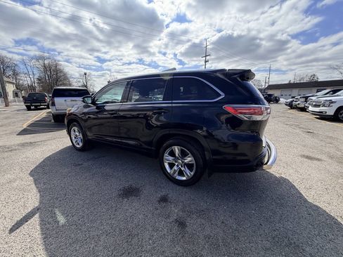 Used 2014 Toyota Highlander Limited image 34