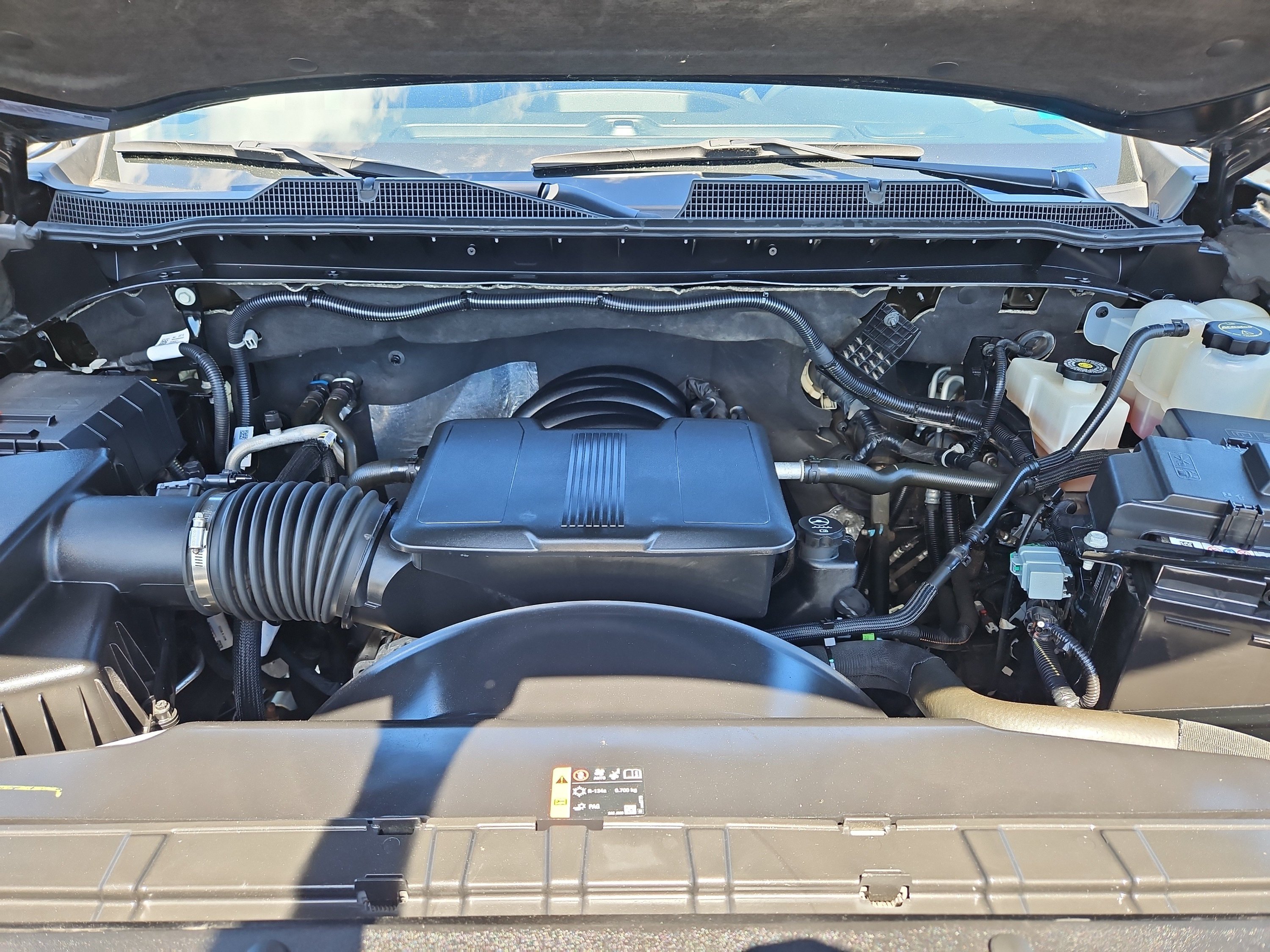 Used 2024 Chevrolet Silverado 2500 Custom AWD/4WD image 33