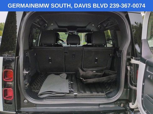 Used 2024 Land Rover Defender 110 X-Dynamic SE AWD/4WD image 14