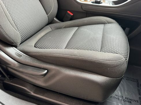 Certified 2022 GMC Acadia SLE image 24