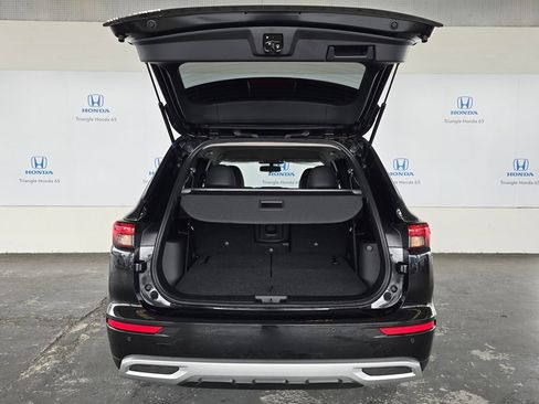 Used 2024 Mitsubishi Outlander SE image 53