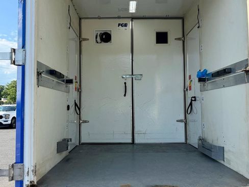 Used 2020 Ford Transit 350 w/ Upfitter Package RWD image 9