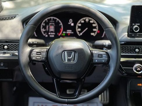 Used 2023 Honda Civic Sport image 32