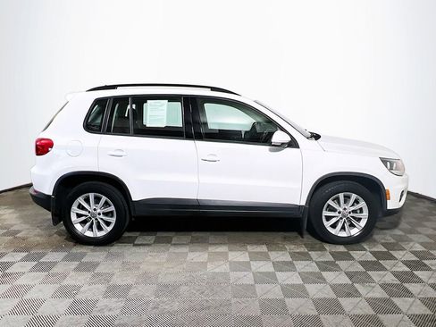Used 2017 Volkswagen Tiguan Limited w/ Premium Package AWD/4WD image 8