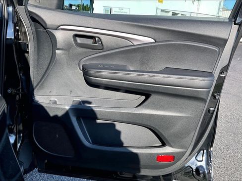Used 2023 Honda Passport EX-L image 23