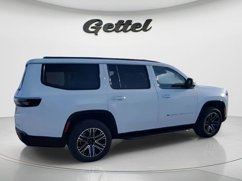 New 2026 Jeep Grand Wagoneer 4WD w/ Premium Group I image 8