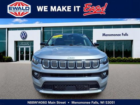 Used 2022 Jeep Compass Limited AWD/4WD image 2