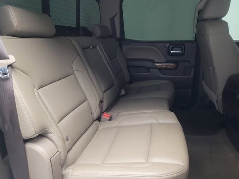 Used 2018 GMC Sierra 1500 SLT w/ SLT Premium Package image 19